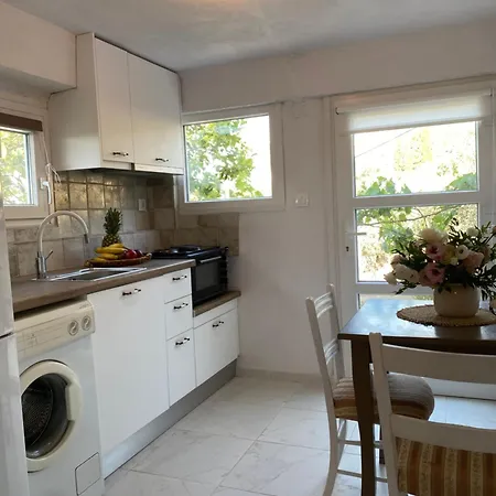 Casa vacanze Dinateli House - Live Like A Local In Corfu