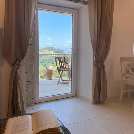 Dinateli House - Live Like A Local In Corfu *